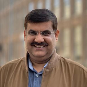 Meet your Posher, Bakhshal shah